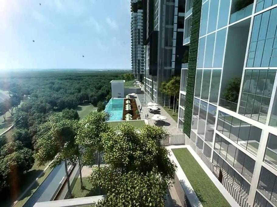 Skypark Residence Cyberjaya I Pool View With Balcony Bagian luar foto